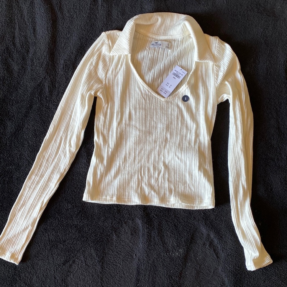BNWT Hollister shirt
